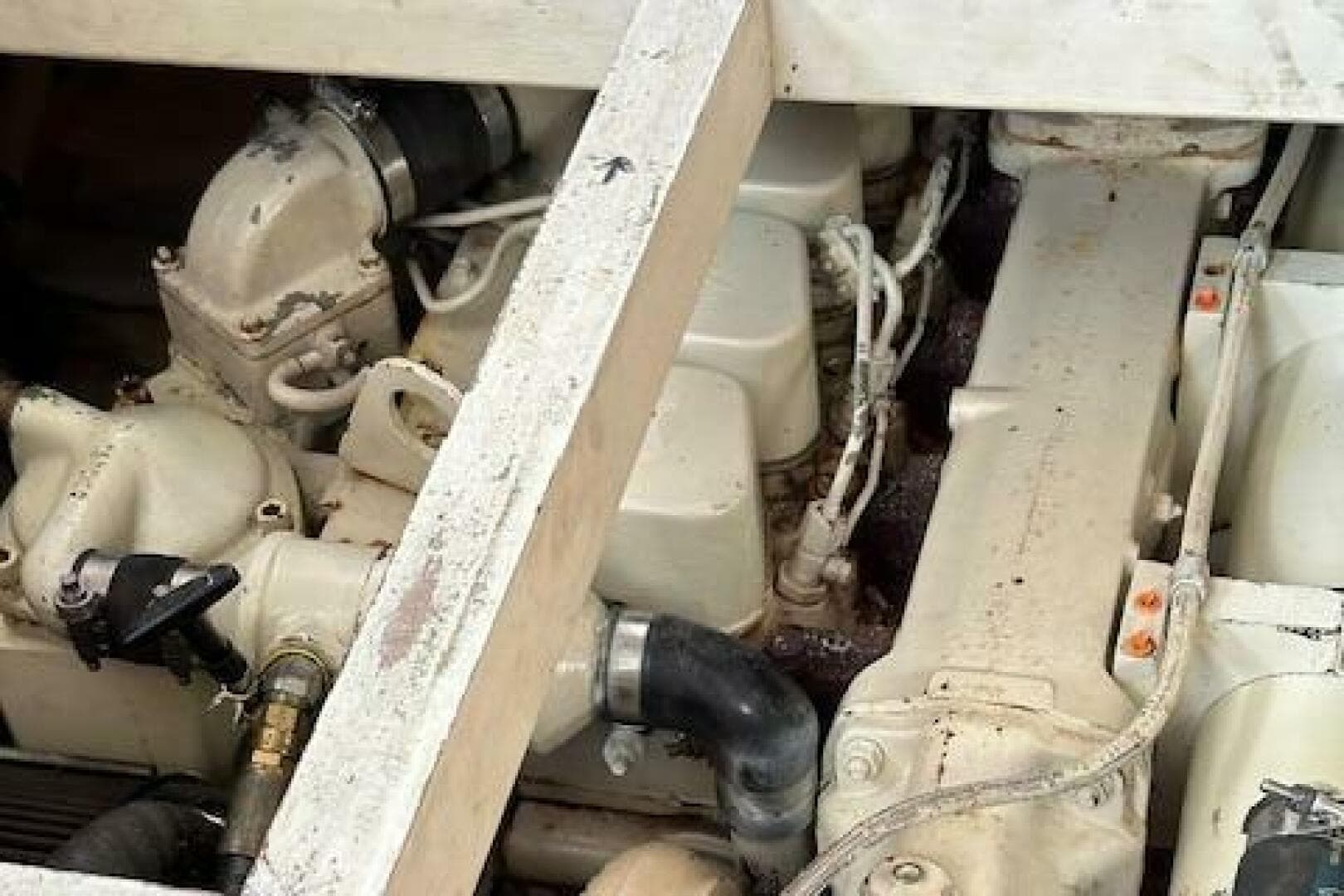 2001 Island Gypsy Euro Sedan Trawler — photo 6