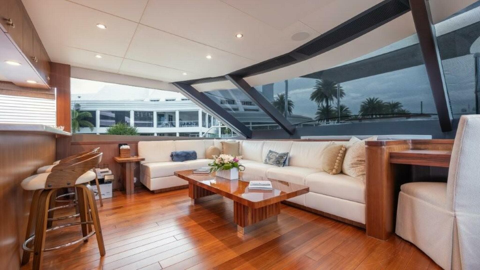 2017 Ocean Alexander — photo 41