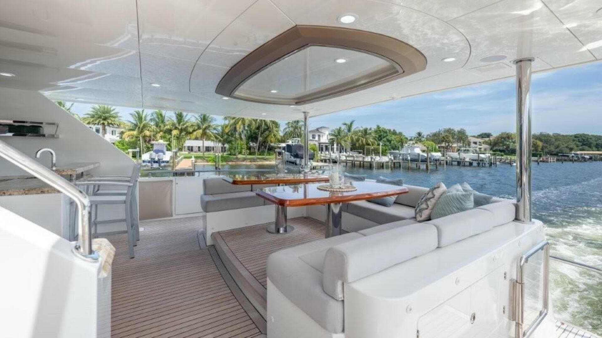 2017 Ocean Alexander — photo 68