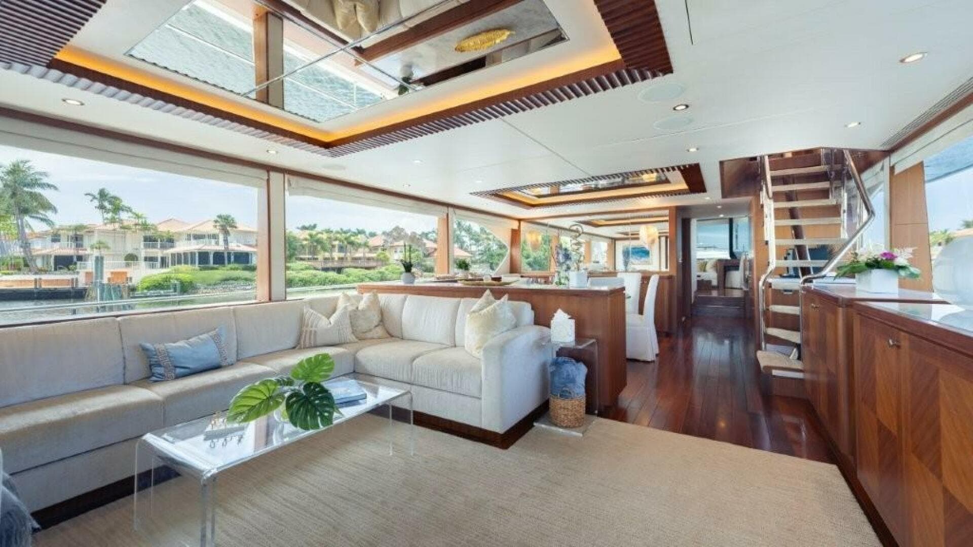 2017 Ocean Alexander — photo 28