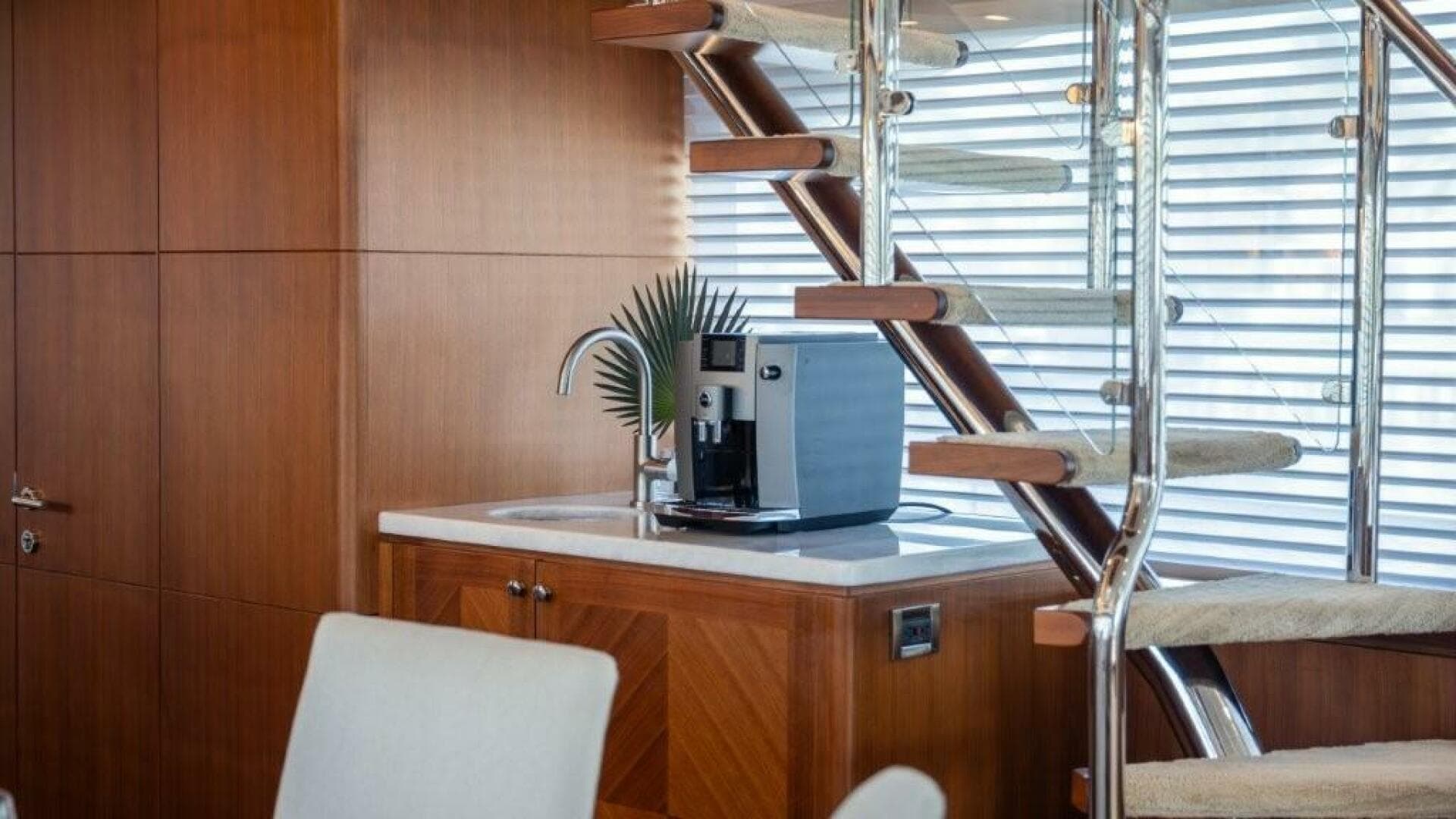 2017 Ocean Alexander — photo 48