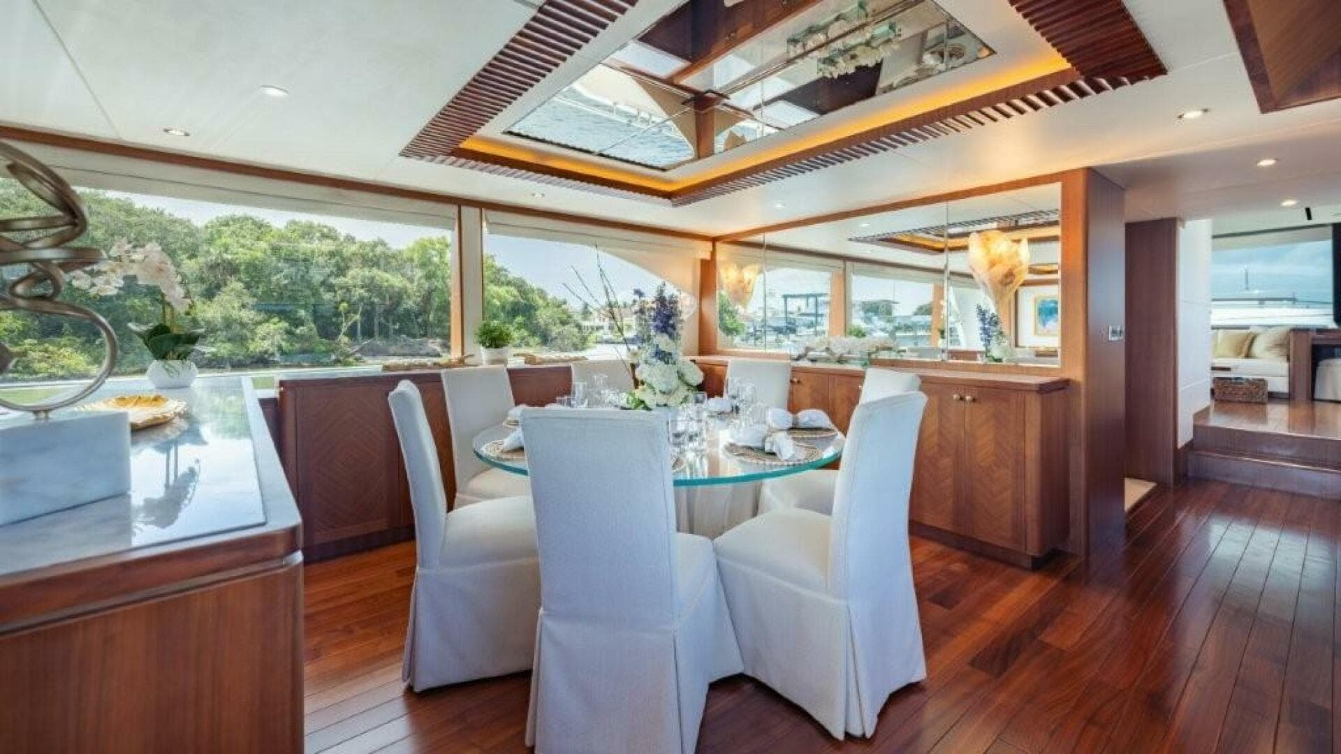 2017 Ocean Alexander — photo 29