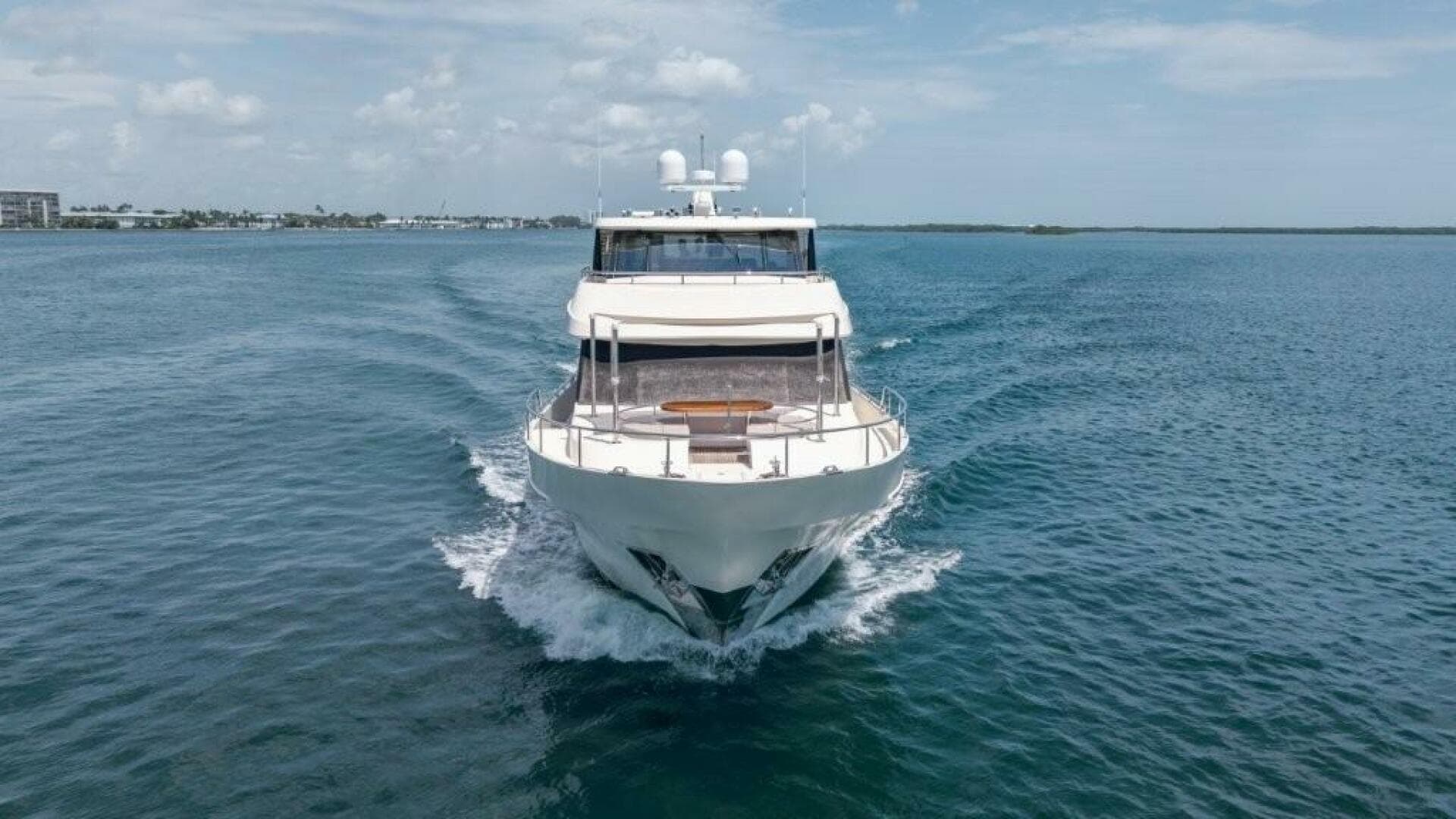 2017 Ocean Alexander — photo 6