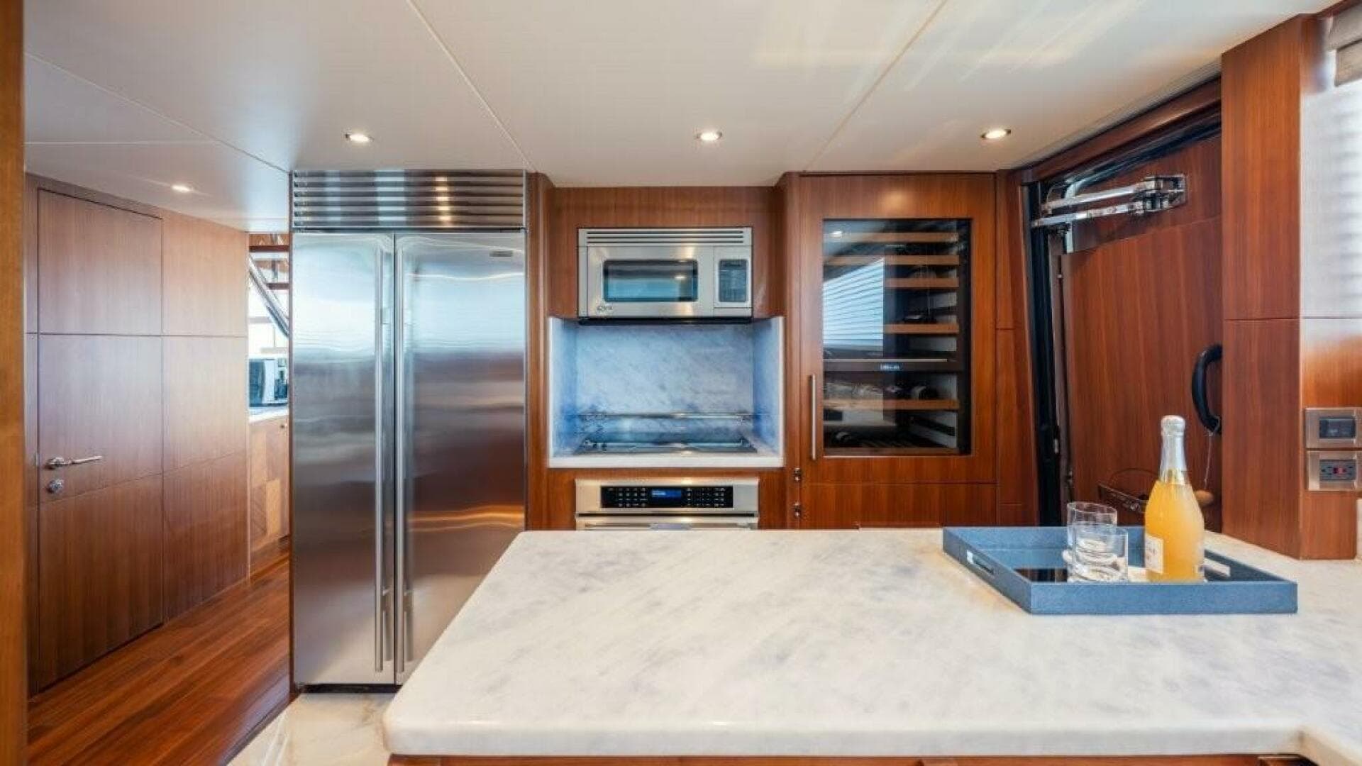 2017 Ocean Alexander — photo 51