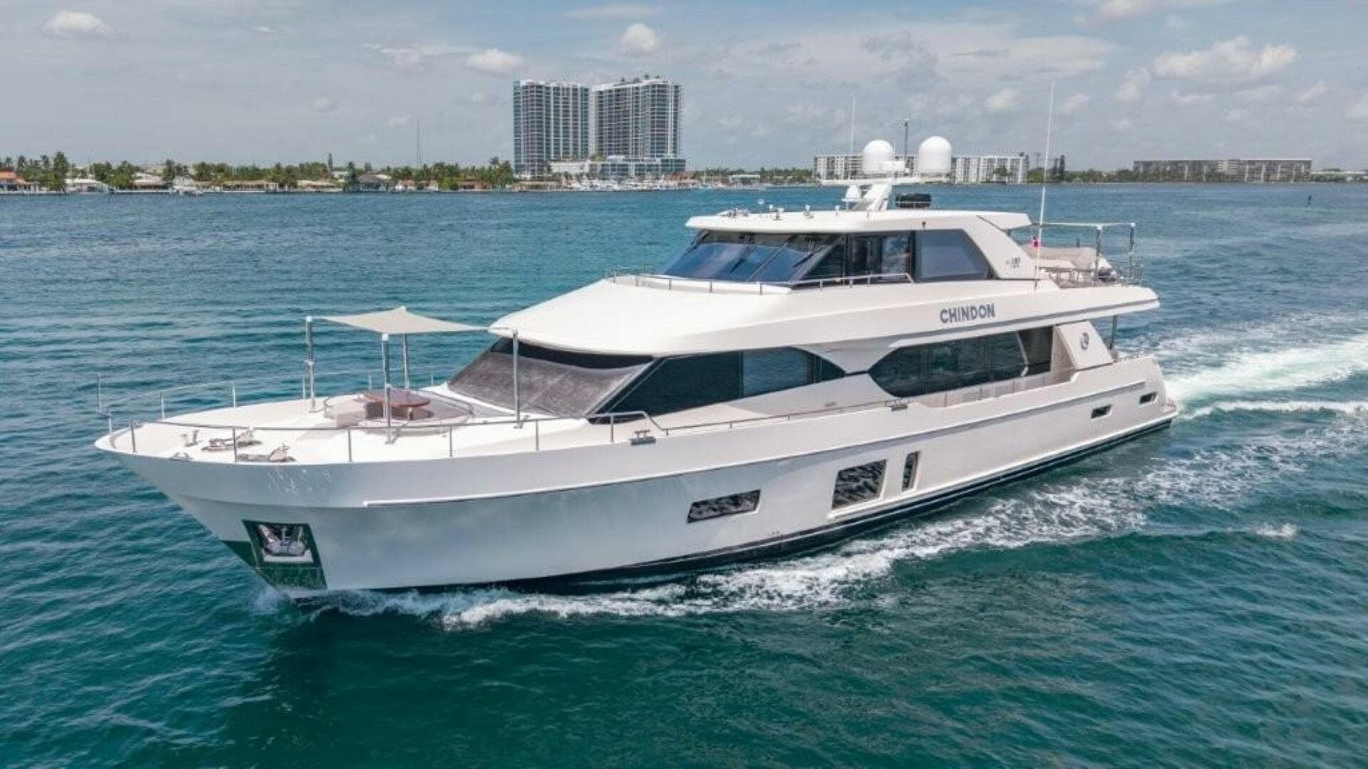 2017 Ocean Alexander — photo 11