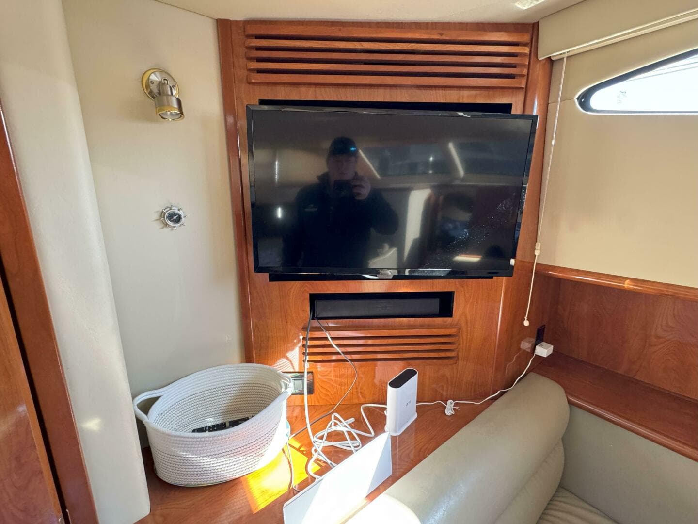 2007 Cruisers Yachts 395 — photo 40