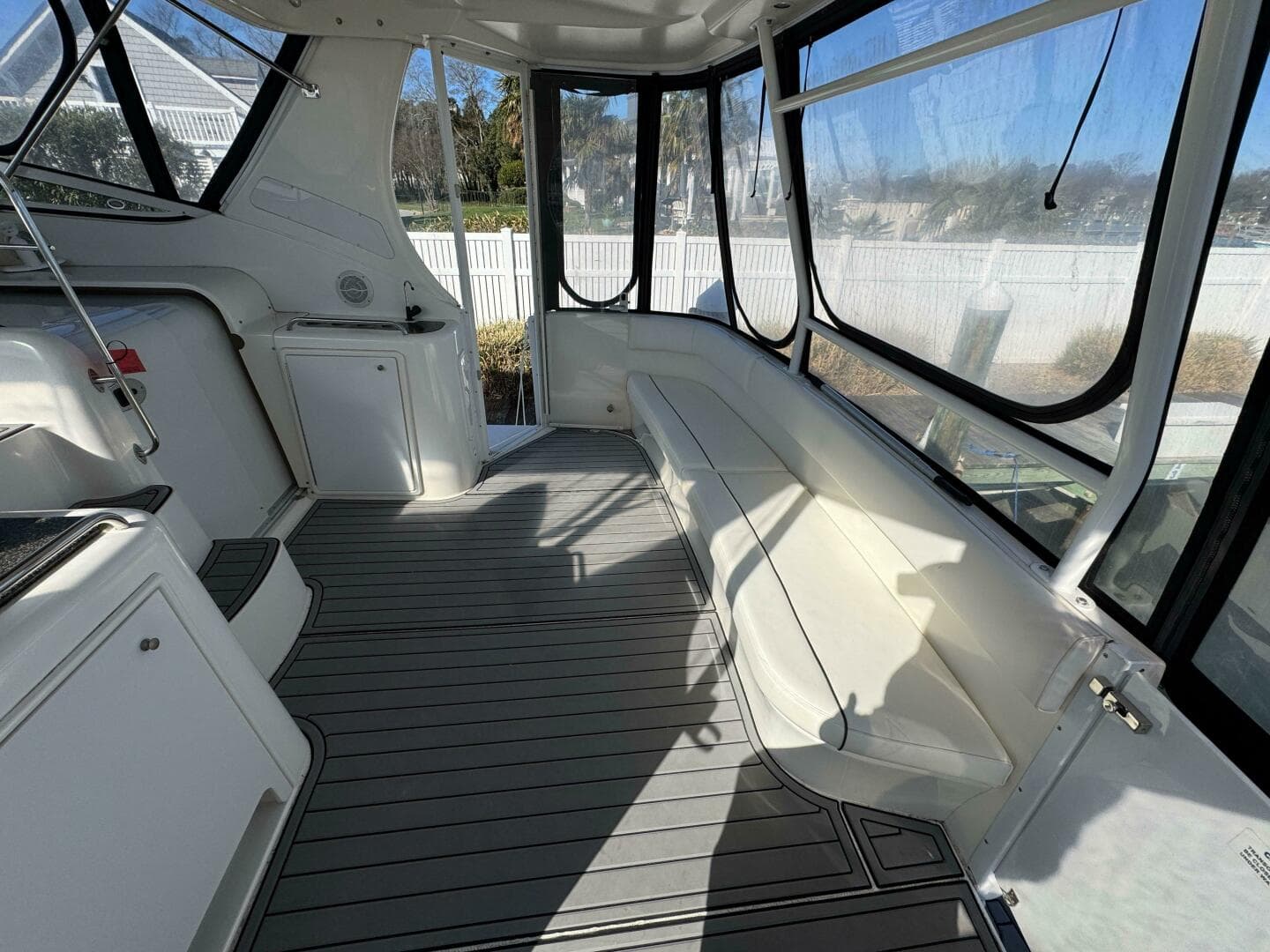 2007 Cruisers Yachts 395 — photo 11