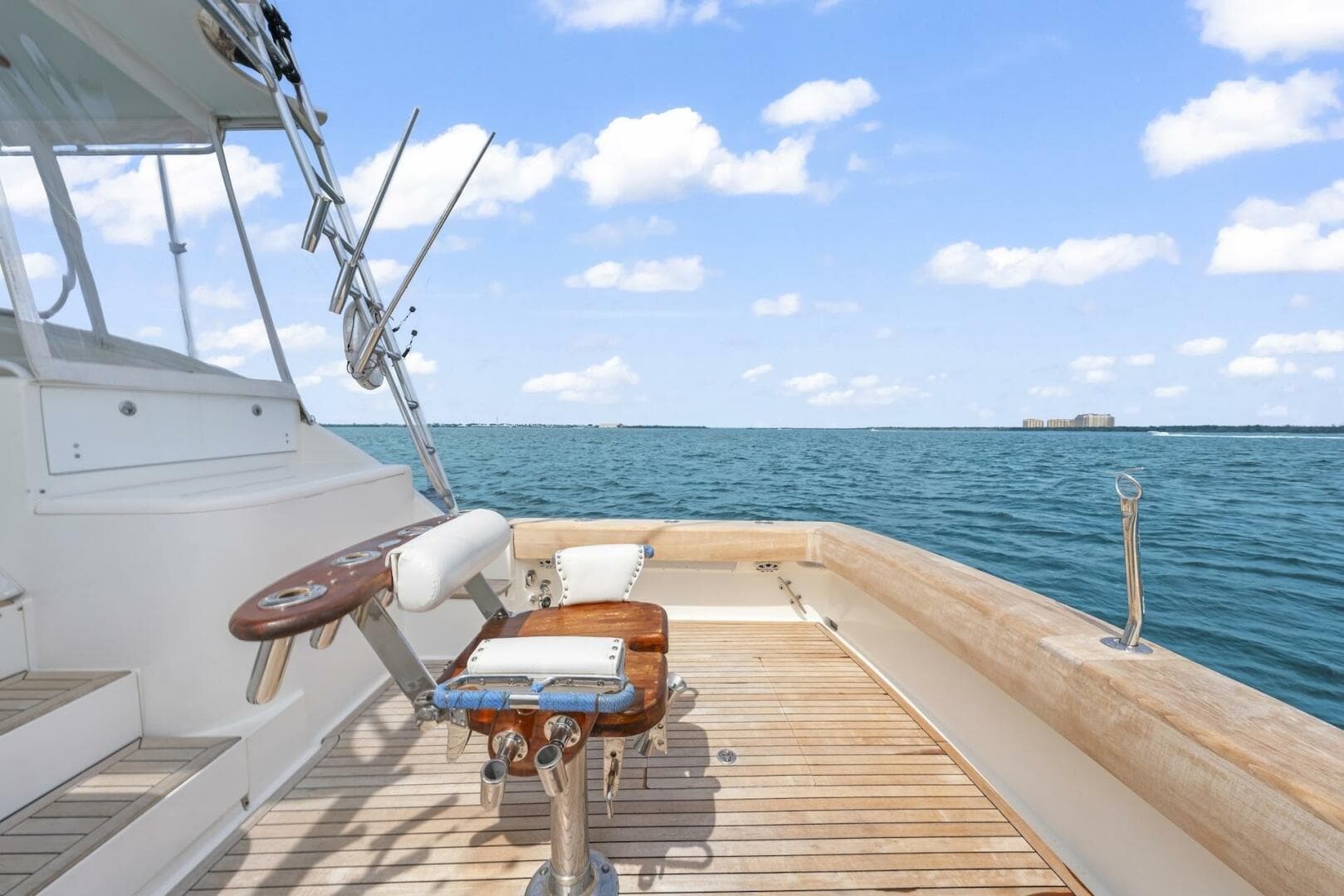 2006 Buddy Davis 48 Express — photo 72