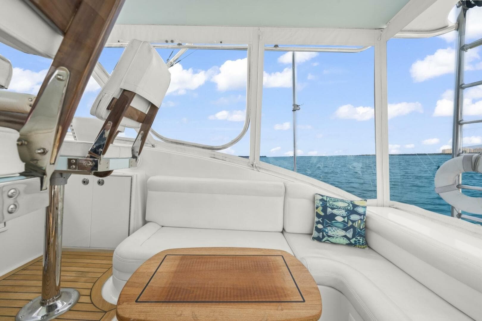 2006 Buddy Davis 48 Express — photo 28