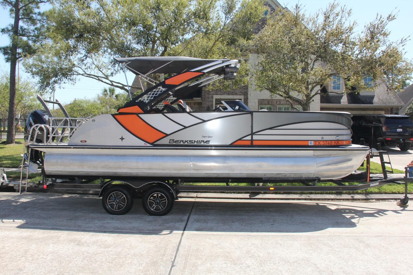 2021 Berkshire 25 Sport Cl — photo 1