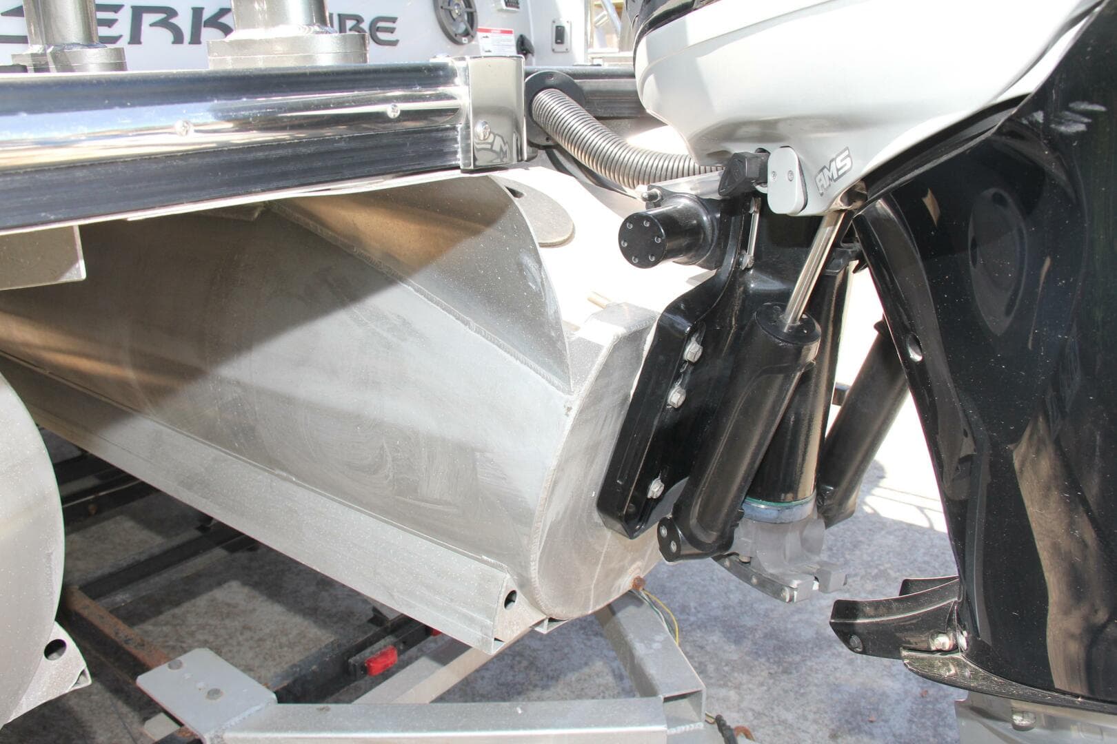 2021 Berkshire 25 Sport Cl — photo 12