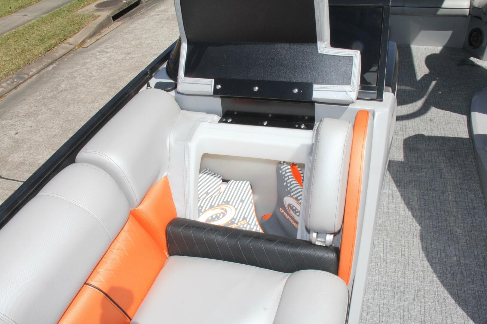 2021 Berkshire 25 Sport Cl — photo 36