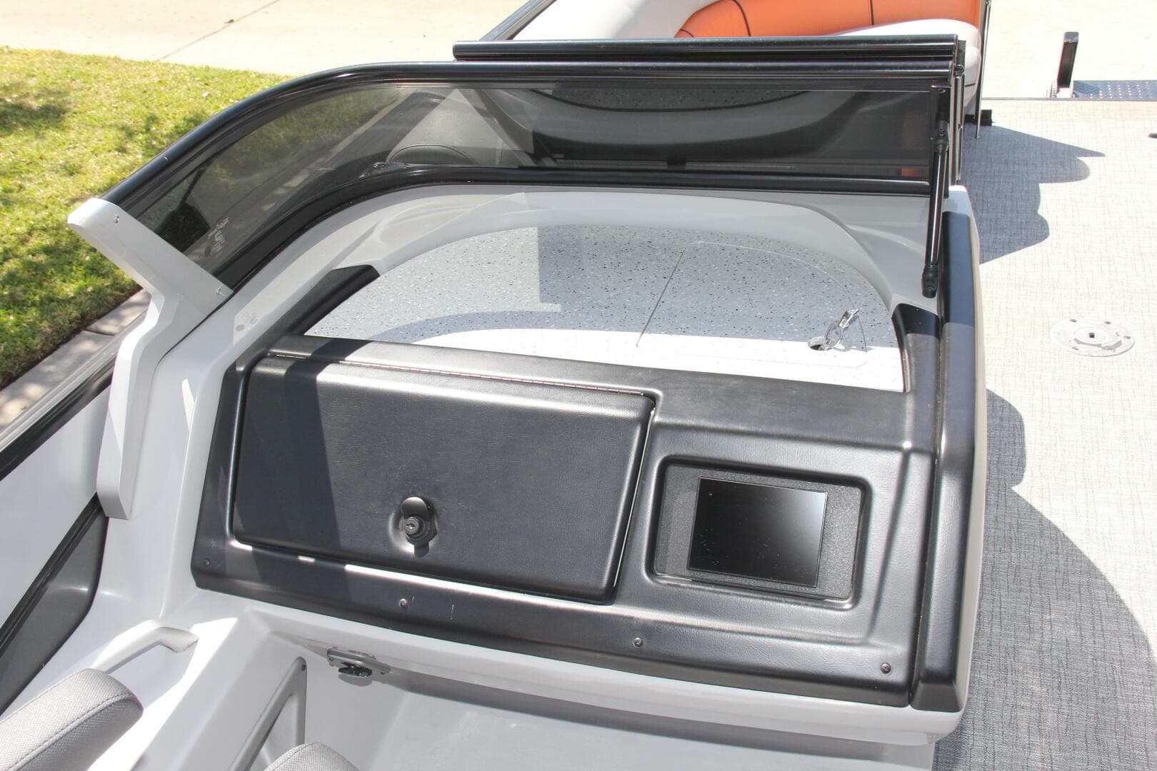 2021 Berkshire 25 Sport Cl — photo 46