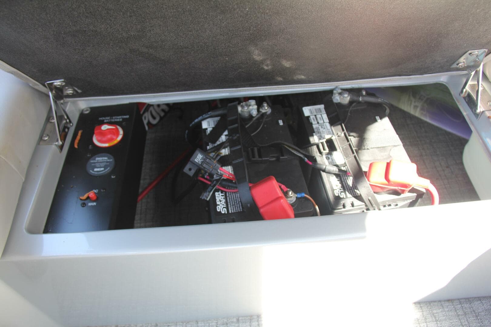 2021 Berkshire 25 Sport Cl — photo 47