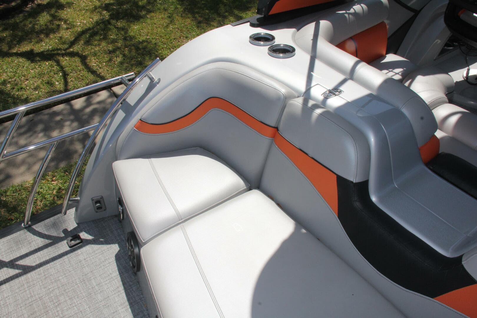 2021 Berkshire 25 Sport Cl — photo 26