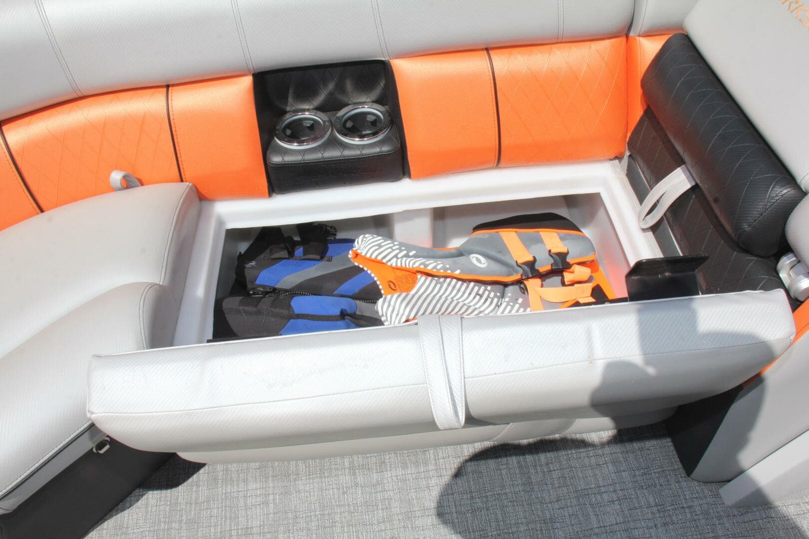 2021 Berkshire 25 Sport Cl — photo 35