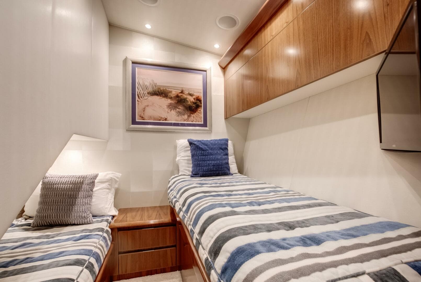 2019 Viking Convertible — photo 11