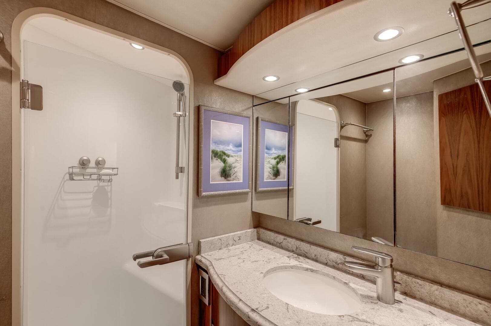 2019 Viking Convertible — photo 12