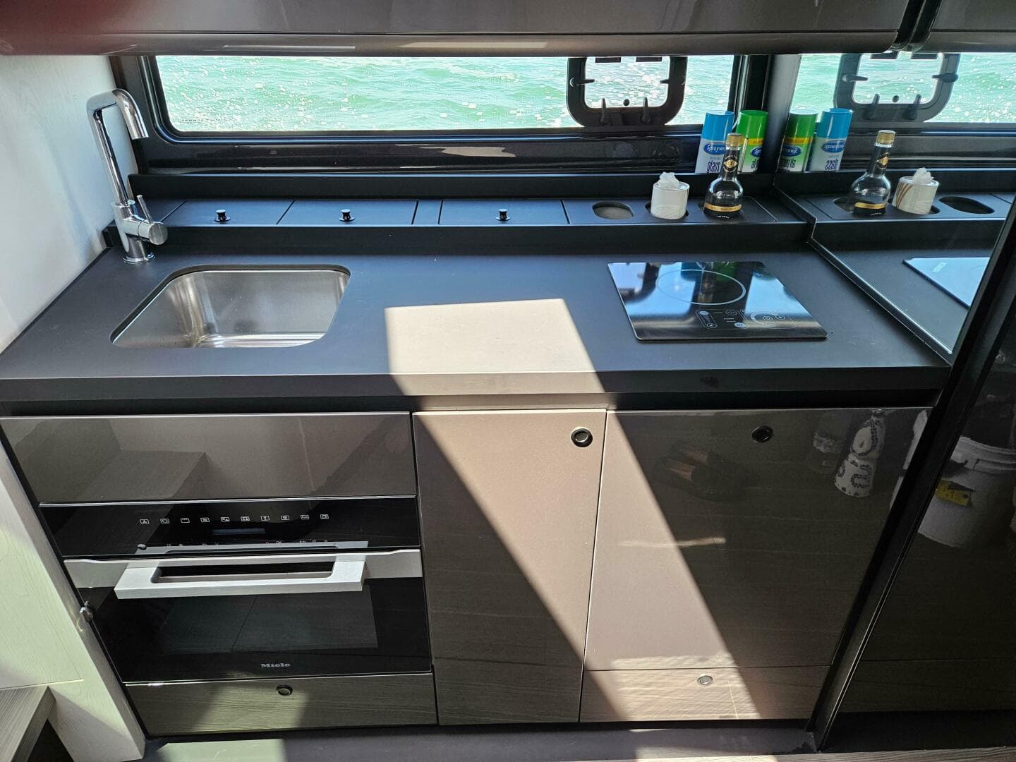 2023 Azimut 42 Verve — photo 9