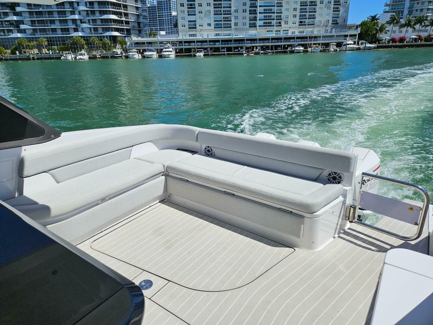 2023 Azimut 42 Verve — photo 7