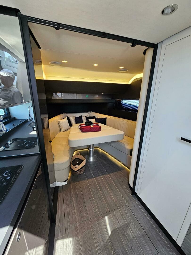 2023 Azimut 42 Verve — photo 16