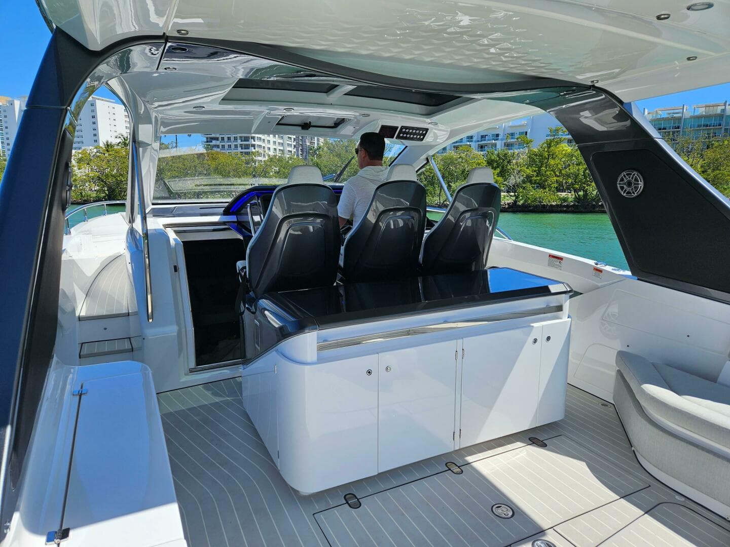 2023 Azimut 42 Verve — photo 4