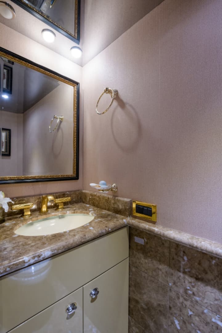 2001 Westport Raised Pilothouse — photo 7