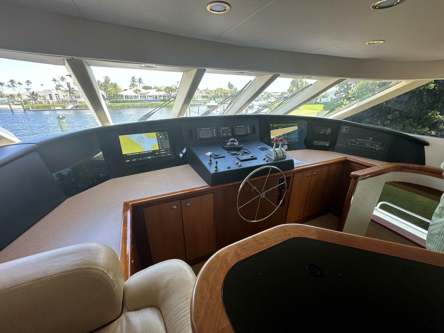 2001 Westport Raised Pilothouse — photo 13
