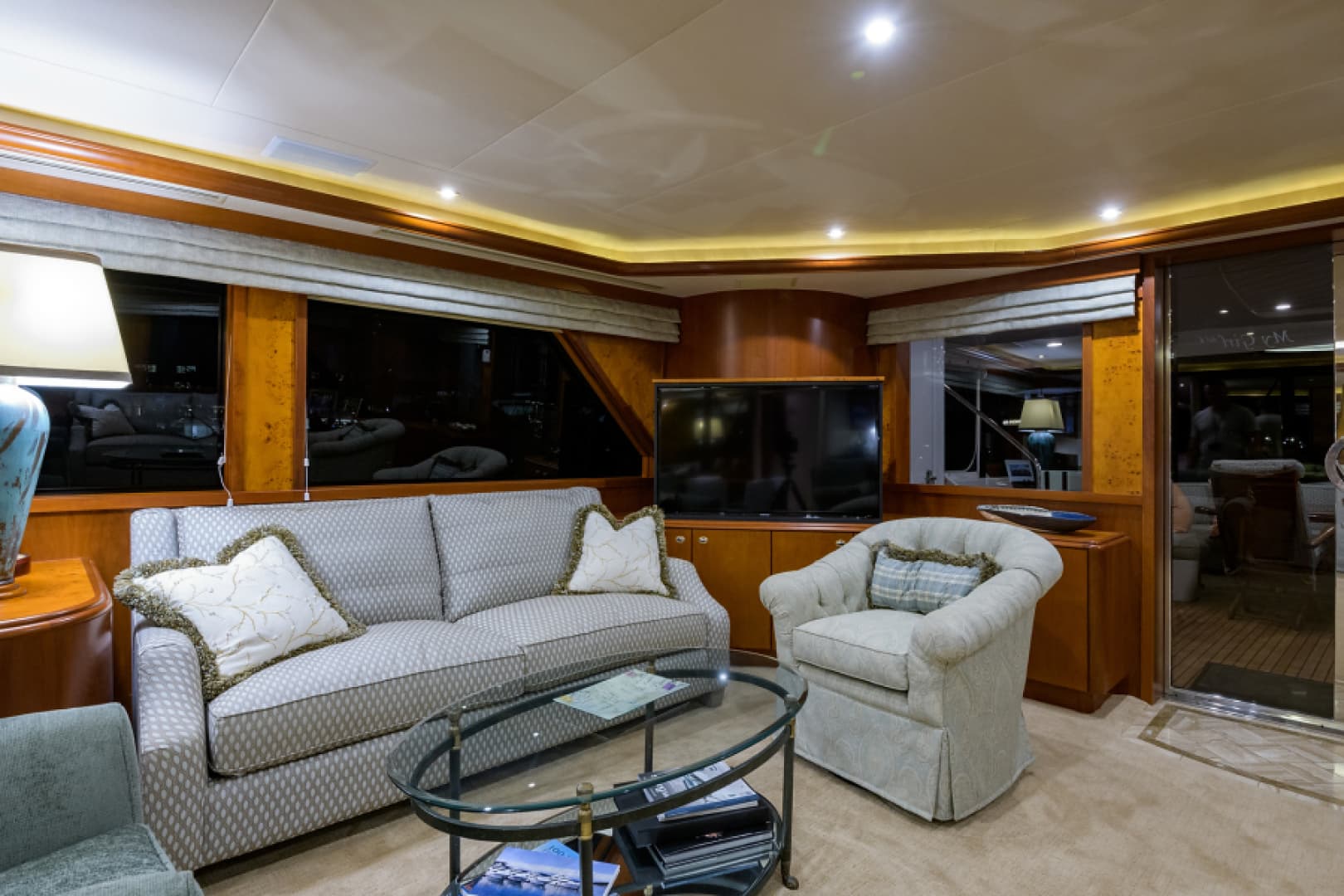 2001 Westport Raised Pilothouse — photo 4