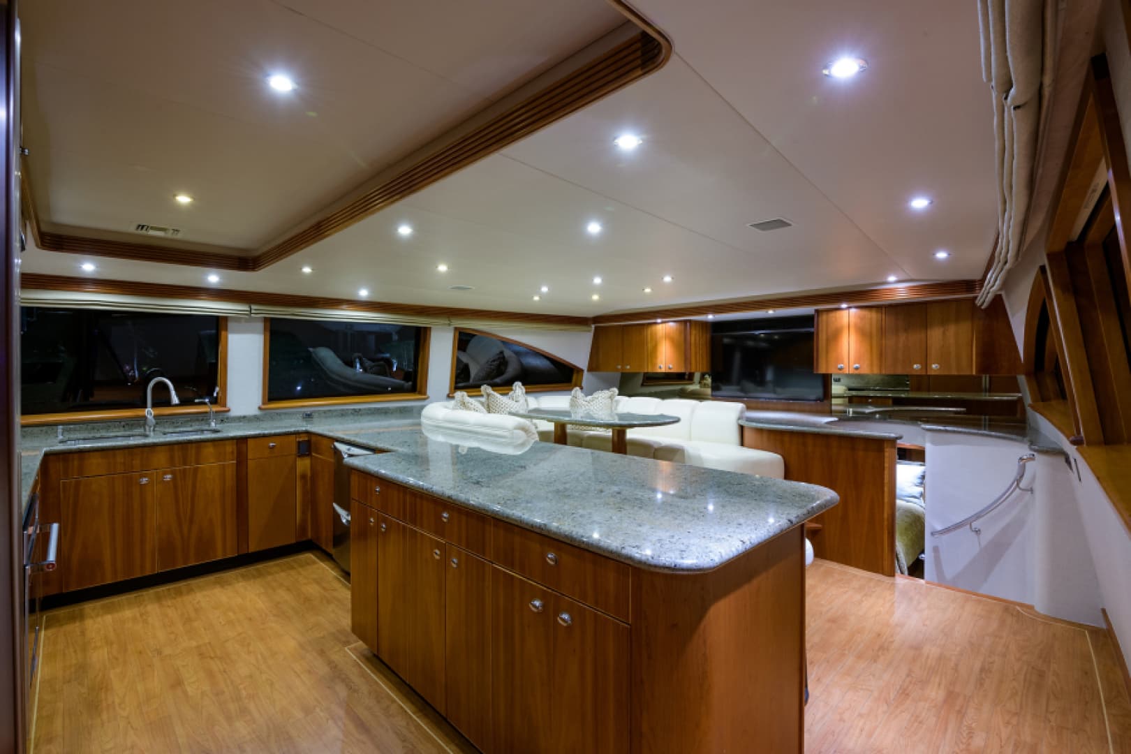 2001 Westport Raised Pilothouse — photo 8