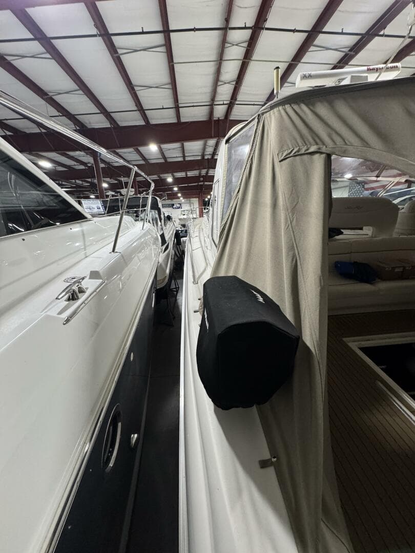 2000 Sea Ray 460 Sundancer — photo 18