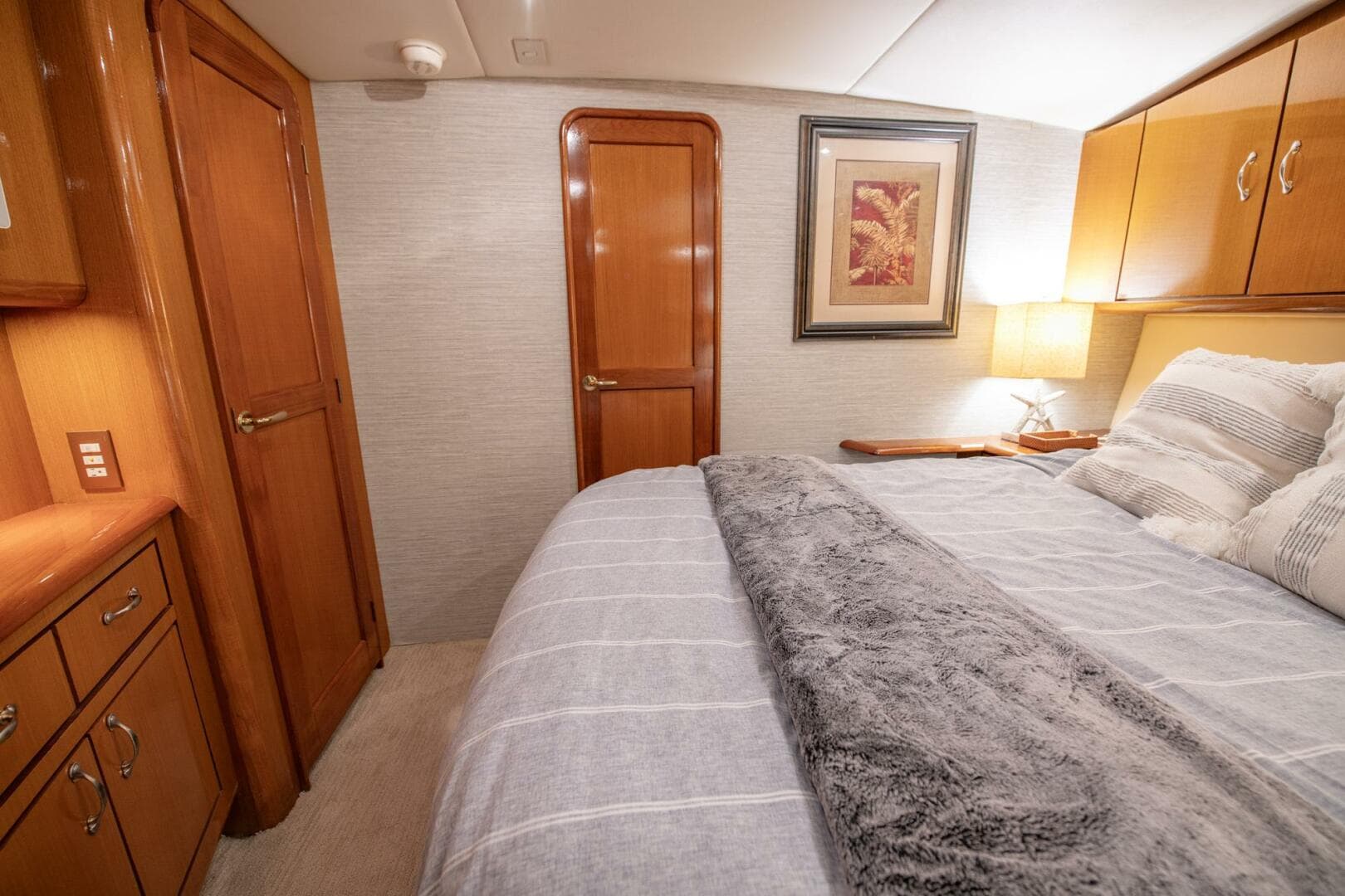 2003 Ocean Yachts 62 Super Sport Eb — photo 58