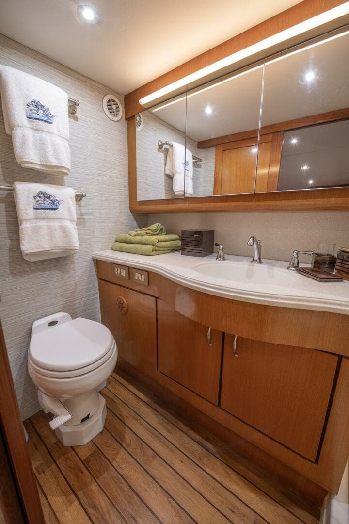 2003 Ocean Yachts 62 Super Sport Eb — photo 47