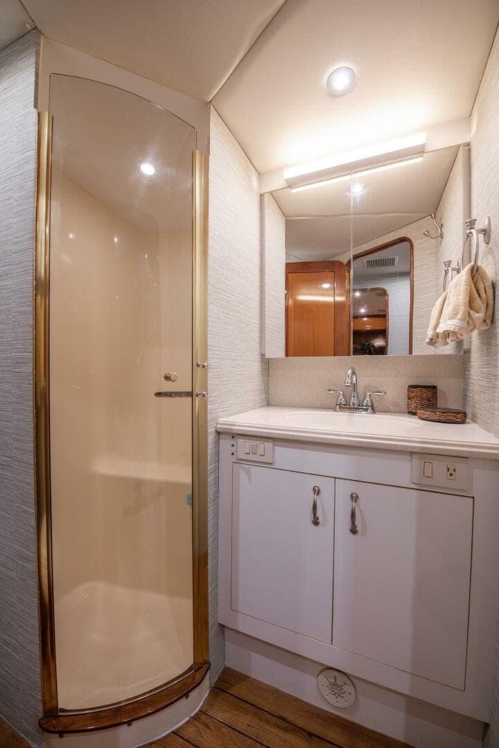 2003 Ocean Yachts 62 Super Sport Eb — photo 52