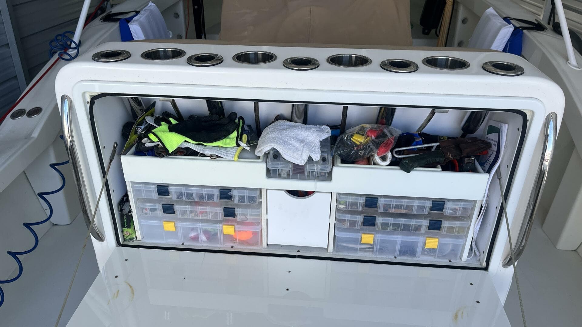 1990 Ocean Master 31 — photo 15