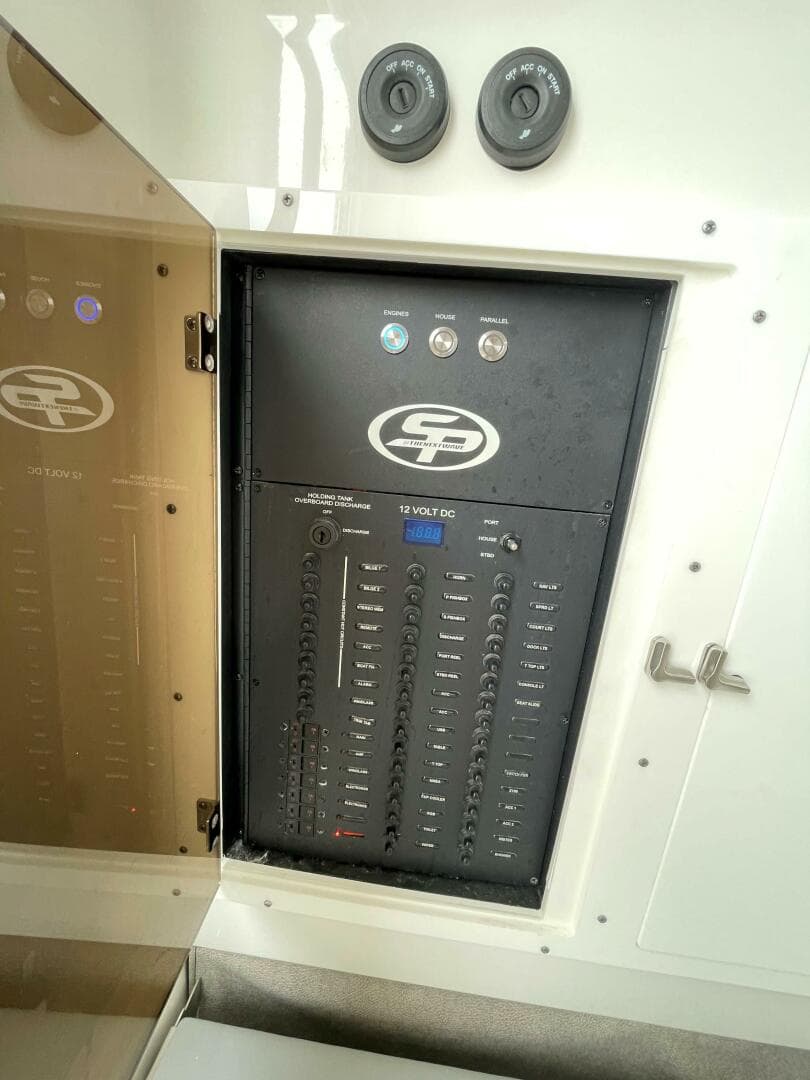 2023 Sea Pro 320 Dlx — photo 29