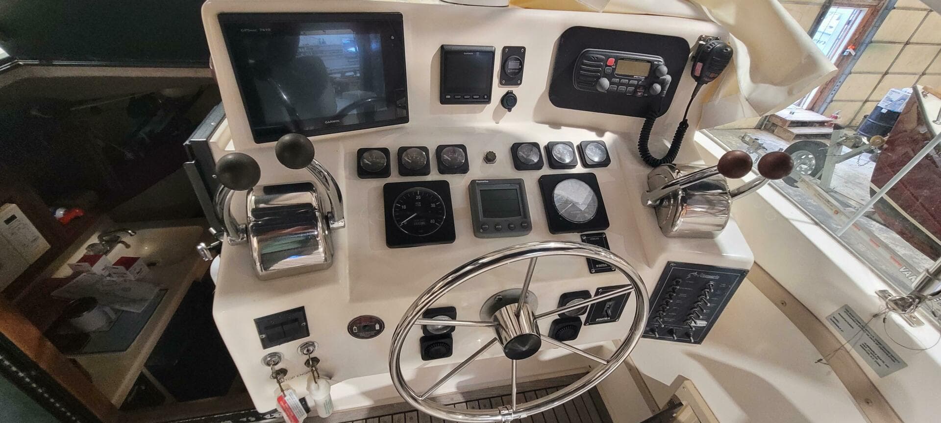 1996 Albemarle 27 — photo 37