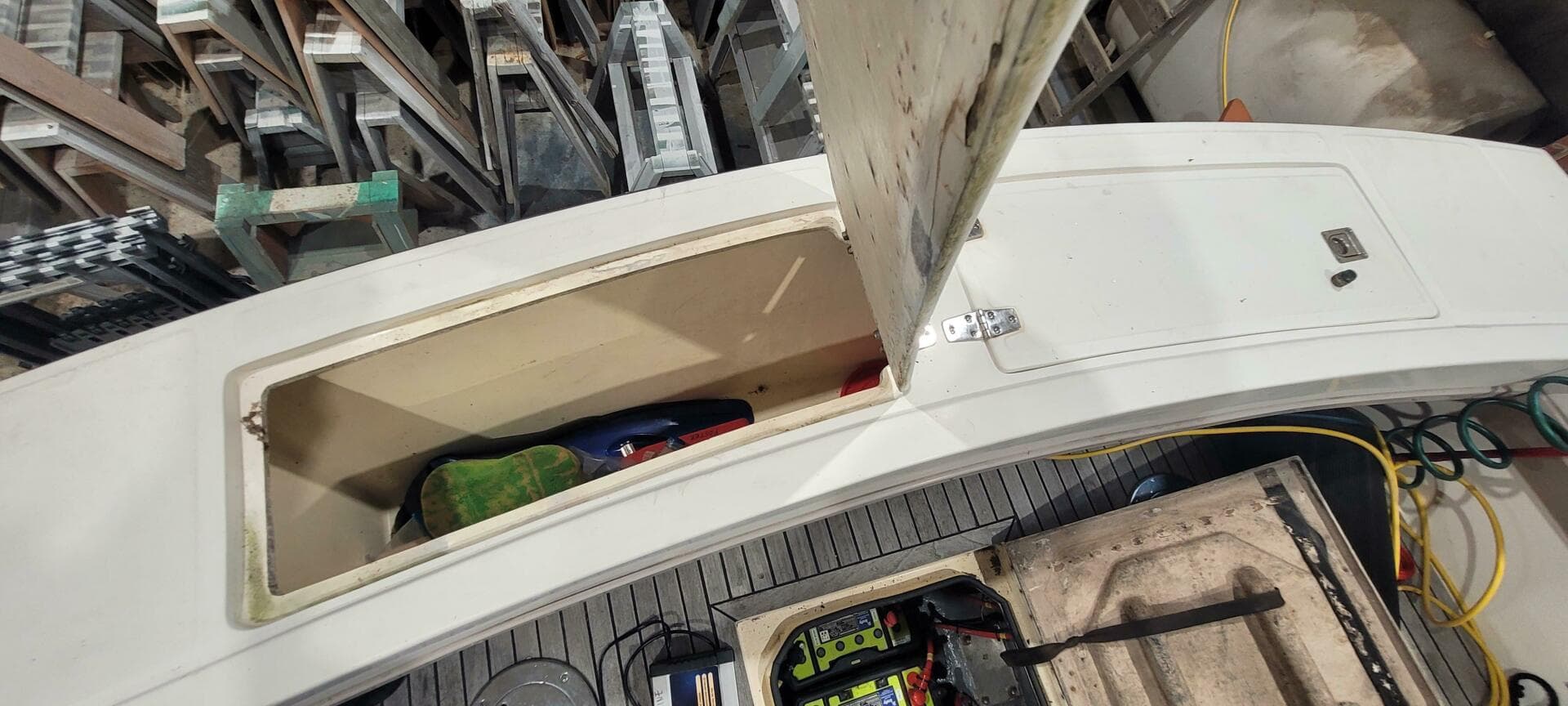 1996 Albemarle 27 — photo 26