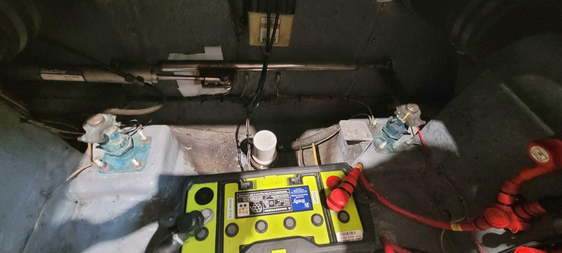 1996 Albemarle 27 — photo 29