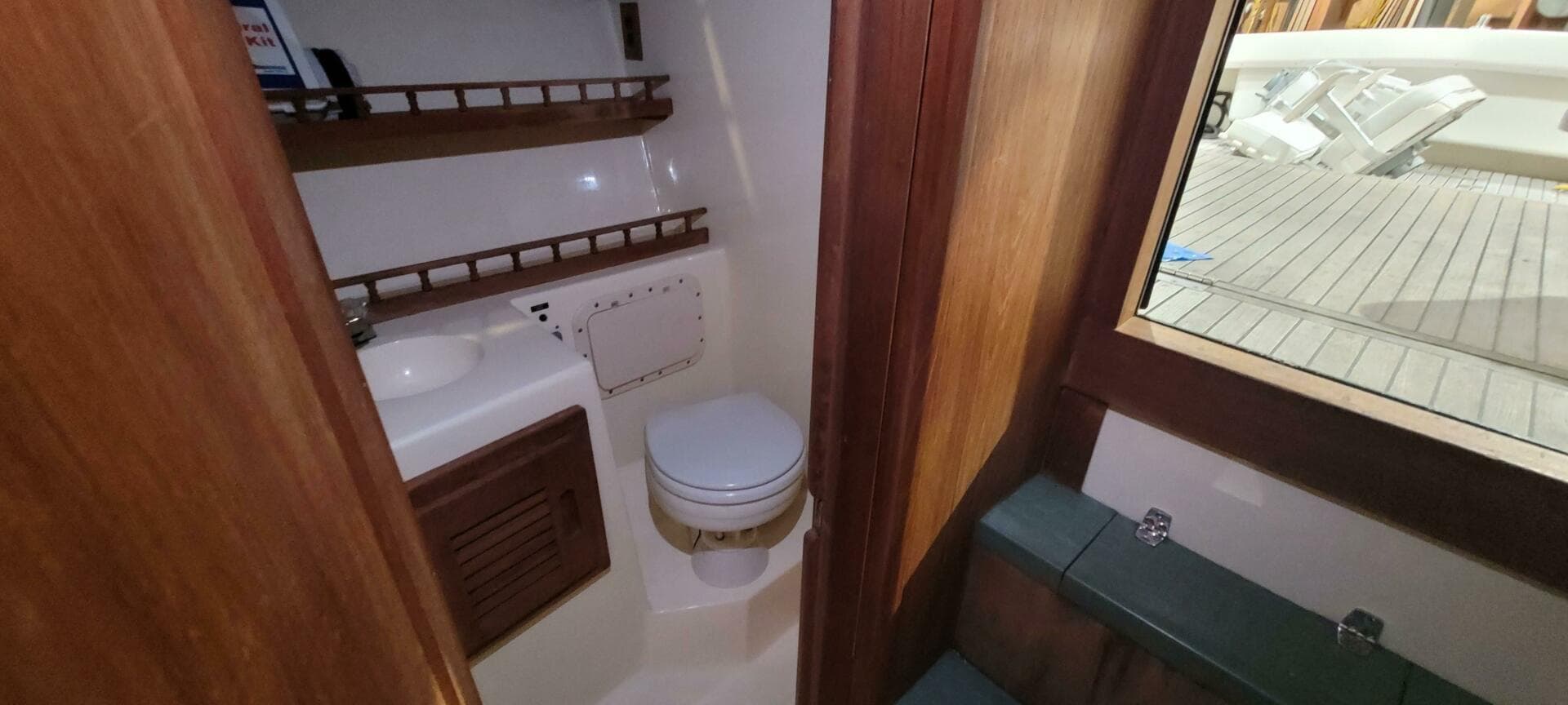 1996 Albemarle 27 — photo 40