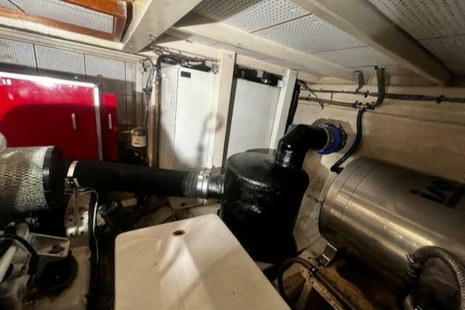 1984 Grand Banks Trawler — photo 5