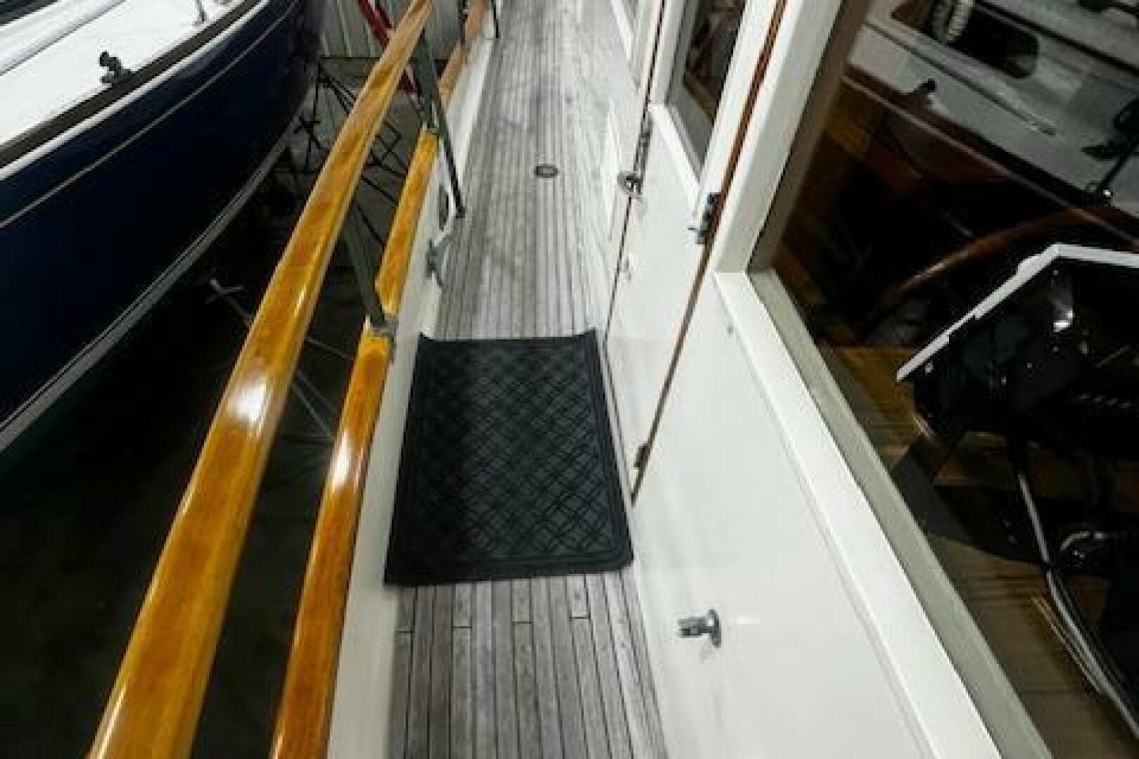 1984 Grand Banks Trawler — photo 24