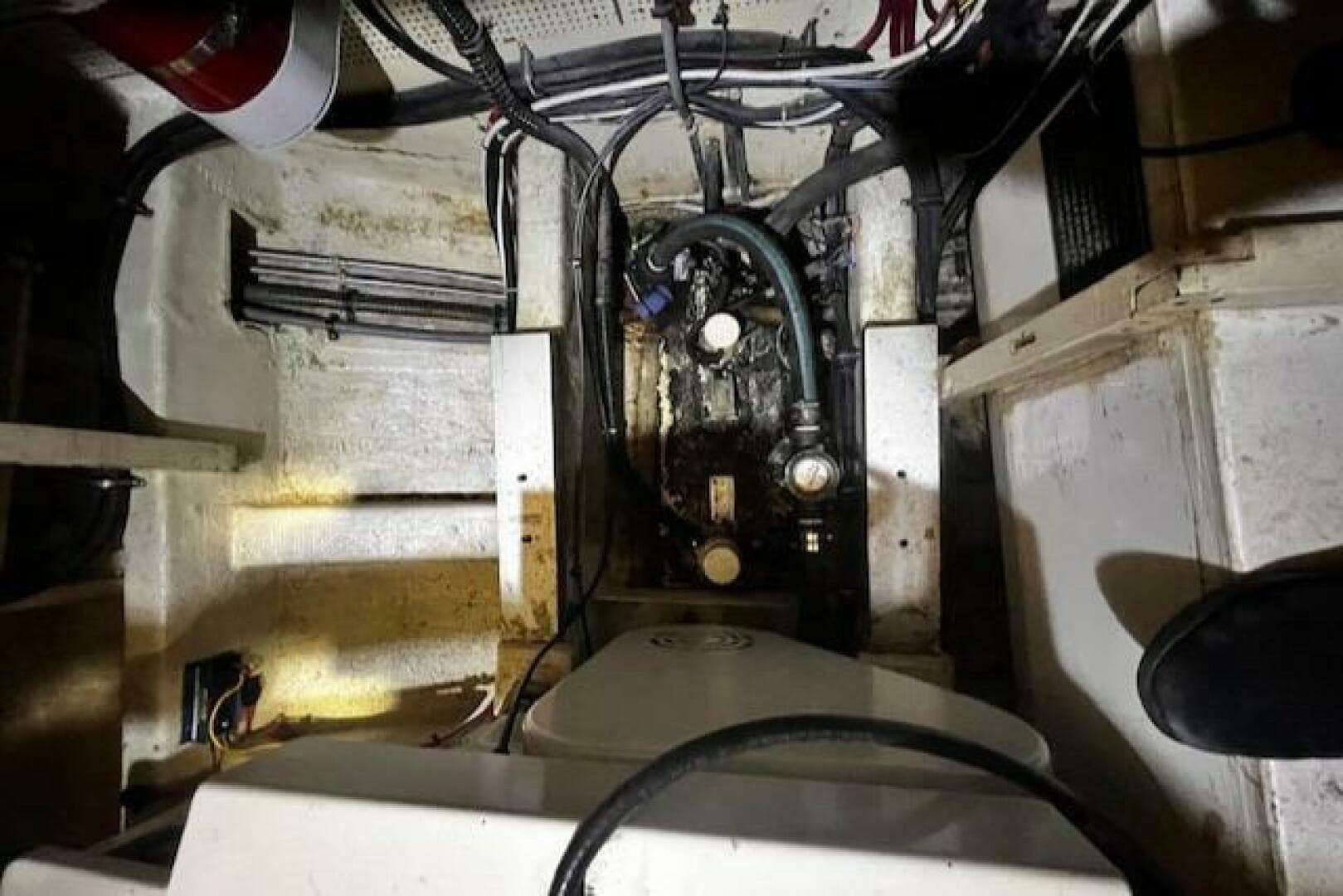 1984 Grand Banks Trawler — photo 10