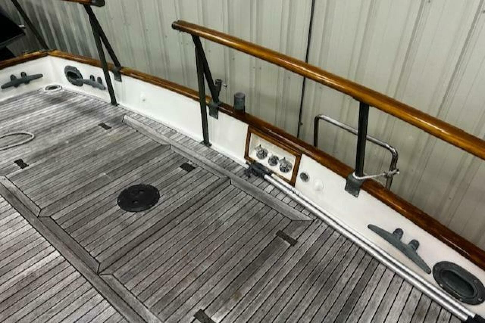 1984 Grand Banks Trawler — photo 27