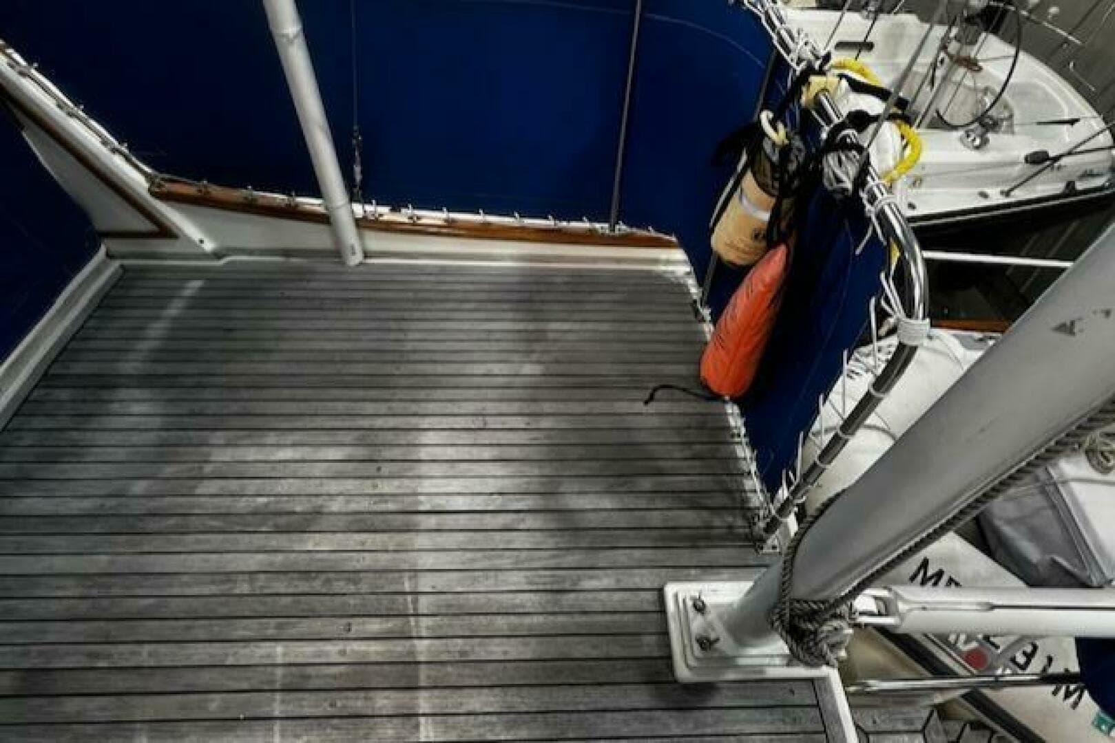 1984 Grand Banks Trawler — photo 28