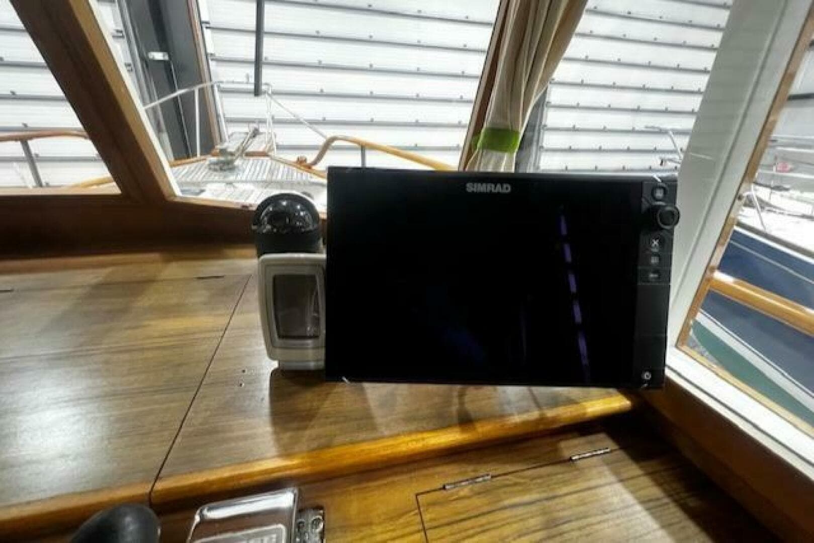 1984 Grand Banks Trawler — photo 44