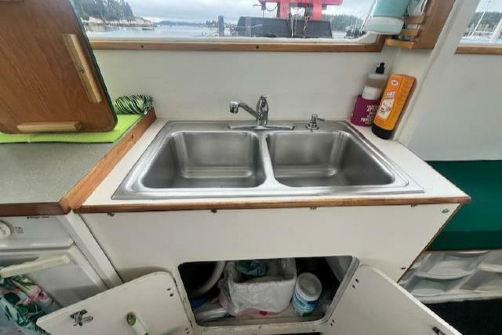 1972 Repco Buxton Downeast Hardtop Cruiser — photo 28