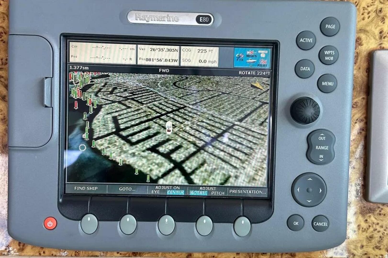 2009 Formula 310 Bowrider — photo 13