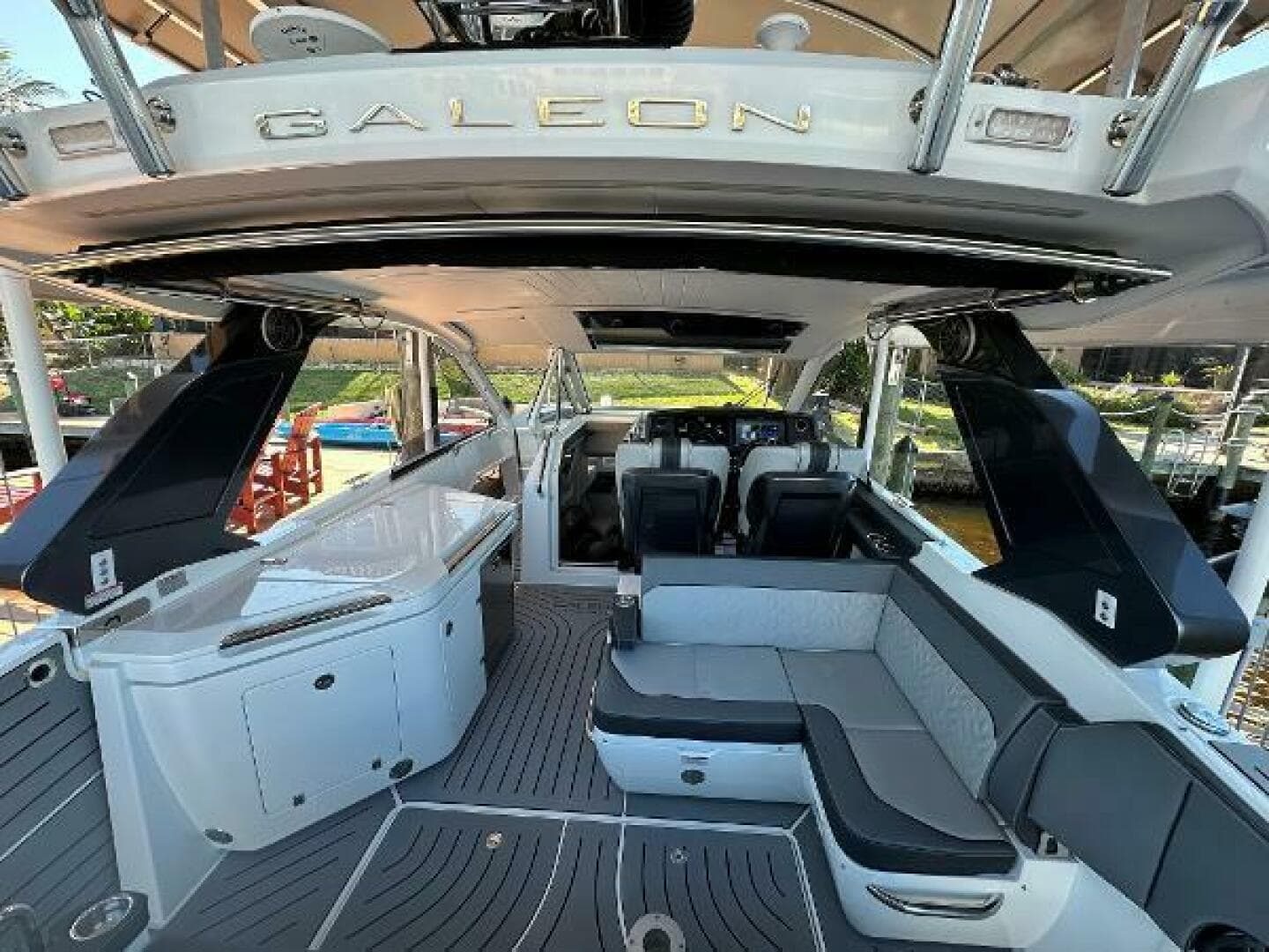 2022 Galeon 325 Gto — photo 38