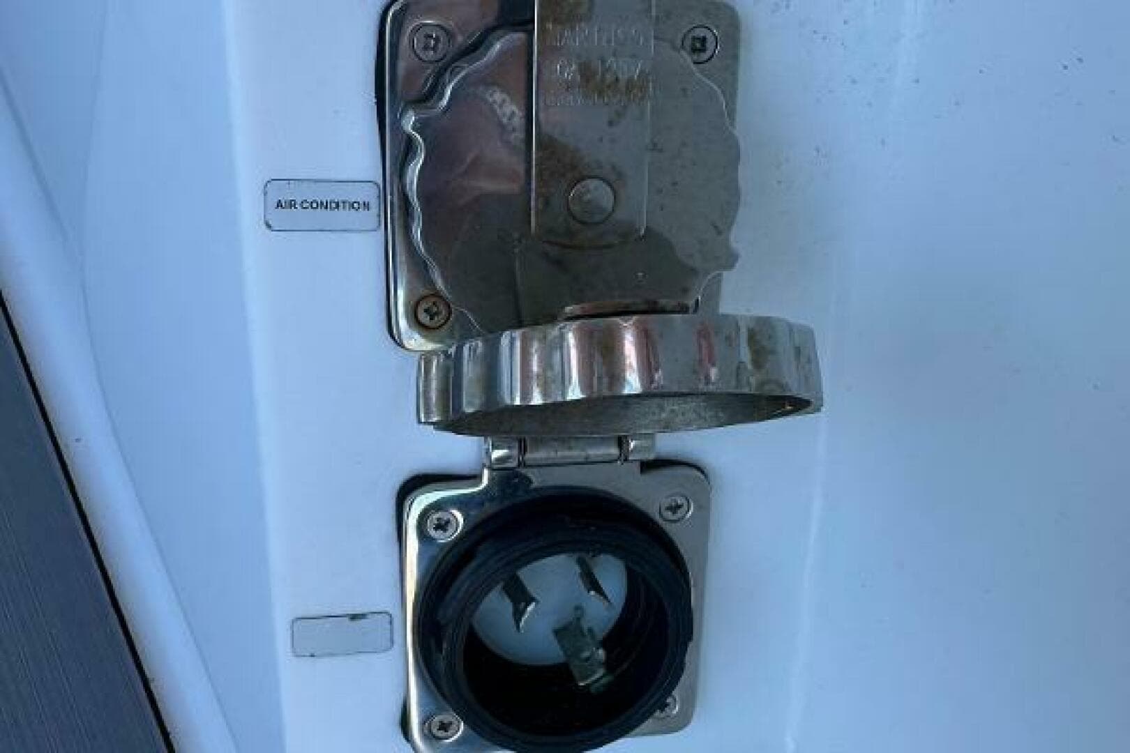 2022 Galeon 325 Gto — photo 85